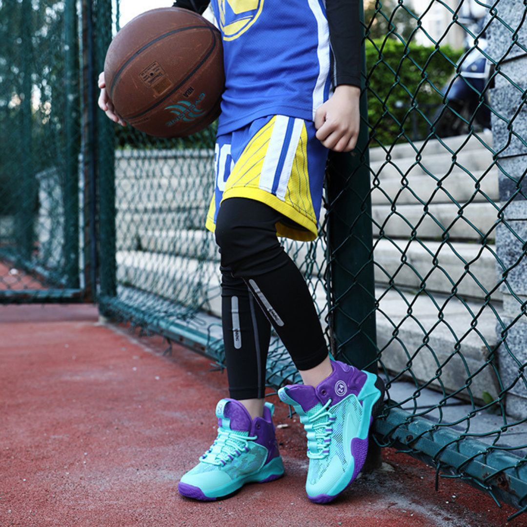 兒童網面透氣籃球鞋