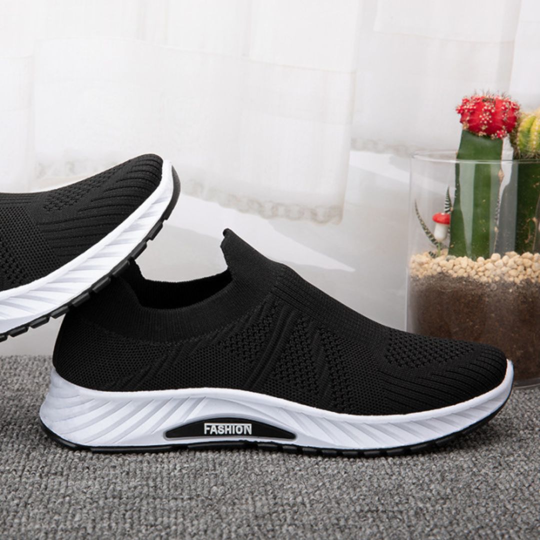 Casual Flyknit Breathable Sneakers